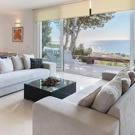 Villa Oliver House