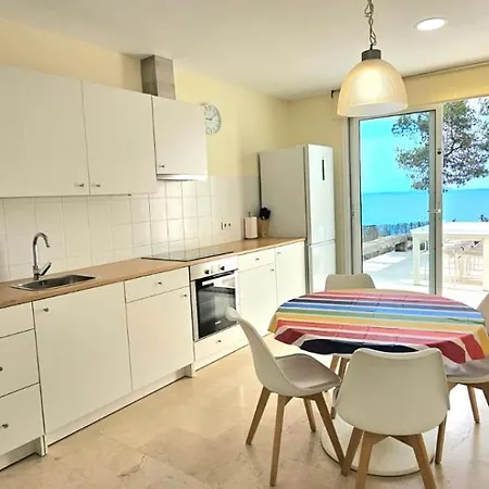 Oliver House * Tarragona