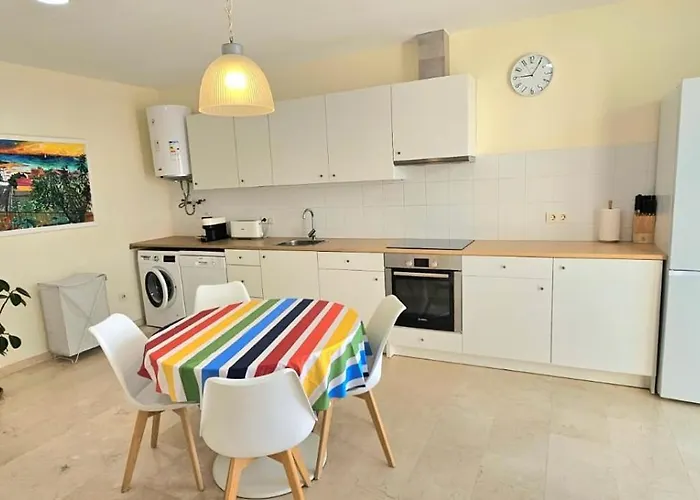 Oliver House Vila *
